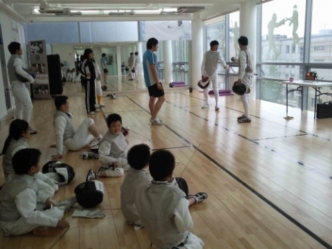 겨울방학 앞두고 집중력 향상에 효과 좋은 ‘펜싱’ 인기