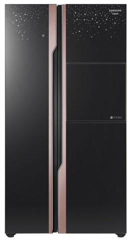 삼성전자가 지난 9월 발표하고 10월부터 판매를 시작한 세계 최대의 저장 용량과 용적 효율을 가진 삼성지펠 그랑데스타일840 냉장고가 두 달만에 1만 대 판매를 기록했다. 사진은 