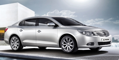 럭셔리세단 알페온