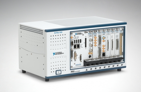 자동화 테스트 및 컨트롤 어플리케이션에 더 많은 기능과 성능을 제공하는 새로운 NI PXI Express 섀시