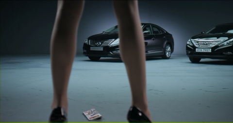 현대자동차 5G 그랜저 4D 극장광고 중 한 장면