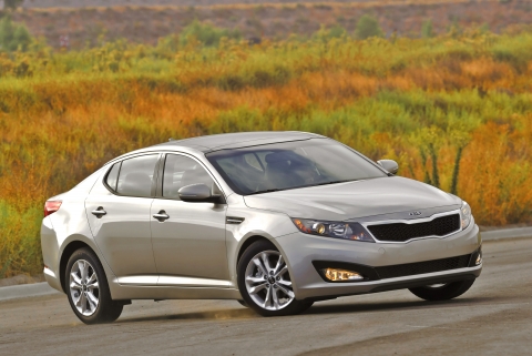 2011 Kia Optima named ‘Top Safety Pick’ by Insurance Institute for Highway Safety