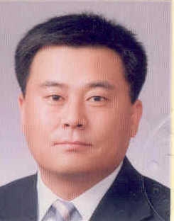 광주시 홍남진 사무관 근정포장 받아