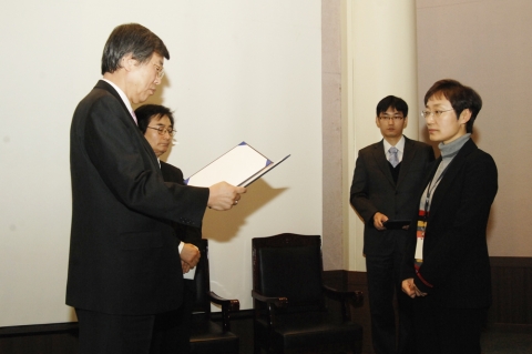 한국식품연구원, 올해의 최우수 연구 및 직원상 수여