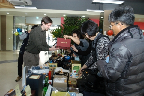 한기대 GWP(Great Work Place)팀 ‘전신화상 사고 학생’ 성금모금