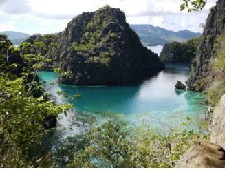 필리핀의 작은 몰디브 팔라완 코론에서 즐기는 순수한 자연…멘토투어 ‘에코 허니문 투어’ 출시