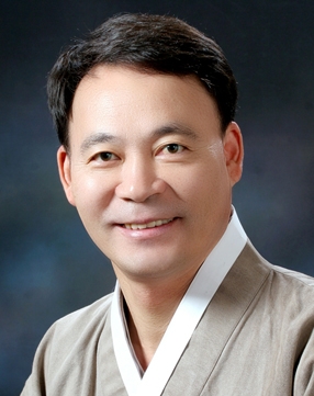 귀(耳)를 보고 세계를 봅니다…이현중 회장, 치유선교사역으로 세계복음화에 앞장