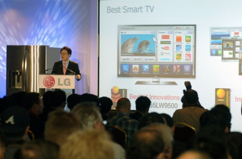 LG전자 최고기술책임자(CTO) 안승권 사장 5일(현지시간) 미국 라스베이거스 샌즈 엑스포(Sands expo)에서 열린 LG글로벌 프레스 컨퍼런스에서  LG전자의 새로운 스마트T