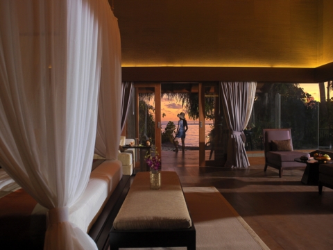 비치리바이브거실