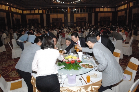 라오스 교민을 하나로 만든 코라오그룹 오세영 회장