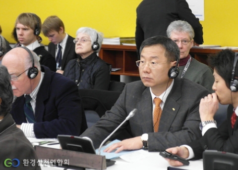 제49차 UN 사회개발위원회 session에 참가한 이경율 대표