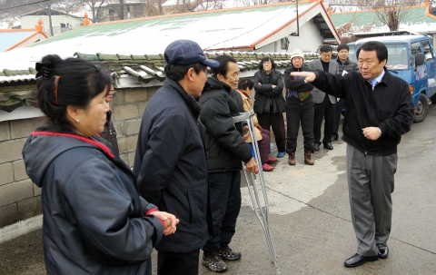 염홍철 대전시장, 17일(목) 동구 오지마을 · 태평시장 방문…주민불편사항 개선 약속
