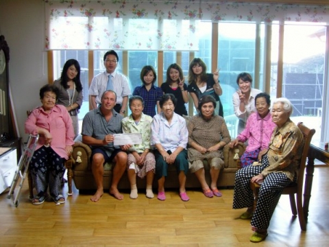 with kobe college students at sharing house