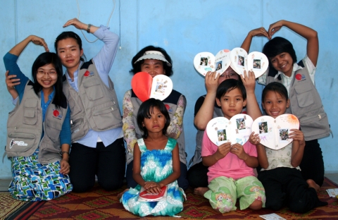 중앙-김정순(54)결연후원자,후원아동킨삐송우(78)