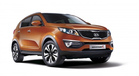 기아자동차㈜의 터보 GDI 엔진 탑재, 편의사양 대거 장착, 안전성 강화 등 상품성을 대폭 향상시킨 ‘2011 스포티지R’