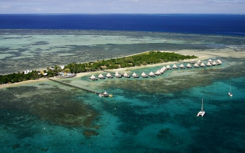 천국으로의 허니문, 뉴칼레도니아