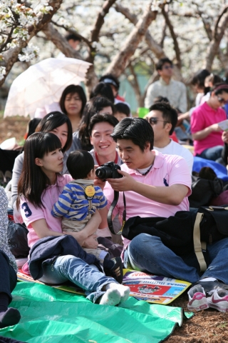 올해로 4회째를 맞는 새벽편지 배꽃음악회는 배꽃이 절정을 이루는 23일 왕지과수원에 마련된 야외무대에서 '배꽃, 피아노 그리고 당신의 봄날'을 주제로 클래식 음악의 정수를 선사한다.