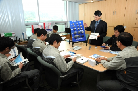 우수 중소기업제품 설명회 제품시연 장면(보령화력발전소)
