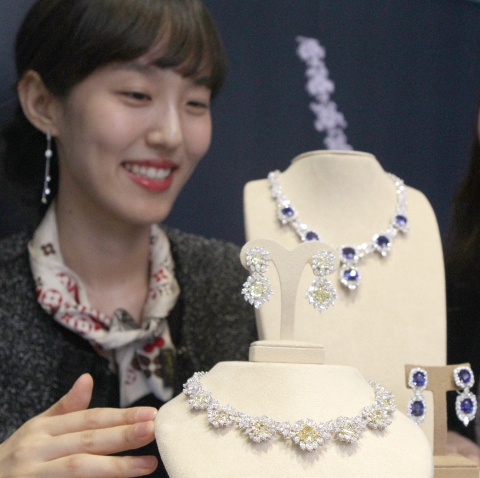 현대백화점 압구정본점 희귀보석 전시회