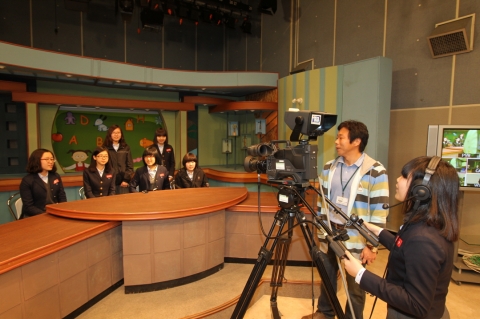 동명대학교 스튜디오 체험중인 동수영중 학생들3