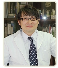 초이스피부과 평촌점 신현민 원장