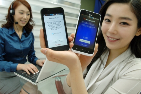LG전자가 이달부터 휴대폰 제조사로서는 최초로 안드로이드 스마트폰 대상으로 원격 서비스를 제공하는 등 차별화된 서비스를 제공한다. 옵티머스 블랙, 옵티머스 빅 등 최신 스마트폰에 