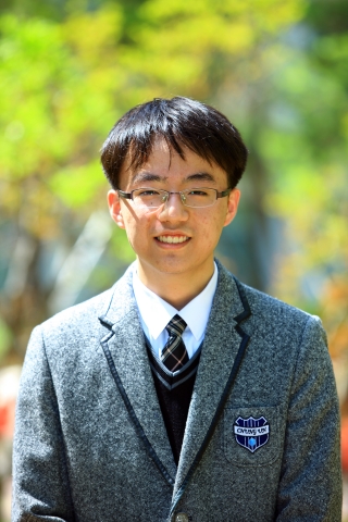 현대중공업이 주최한 ‘제 20회 사랑의 편지쓰기’에서 대상 수상자로 선정된 류동재 군(현대청운고 2년)