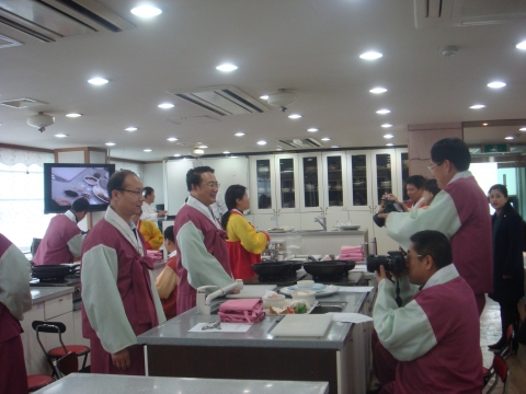 중국고위공무원 떡박물관방문