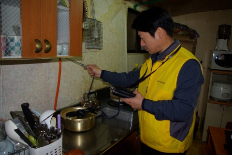 화재보험협회, 전국 쪽방촌 화재안전 봉사활동 실시