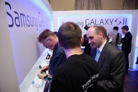 삼성전자, 폴란드 바르샤바에서 ‘갤럭시SⅡ’ 런칭 행사 개최