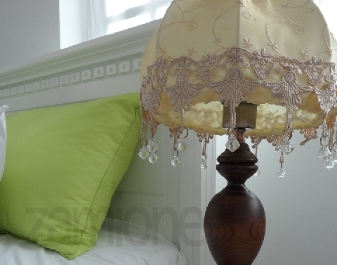 아름다운 도시 야경에 잠들지 못하는 사람들