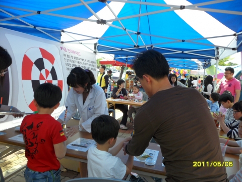 군산대 생활과학교실, ‘김제 어린이 큰 잔치’에 과학부스 설치