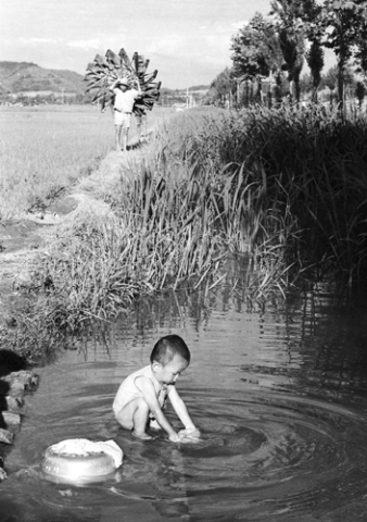 1964년 군산시 조촌동 황제예식장(현) 자리