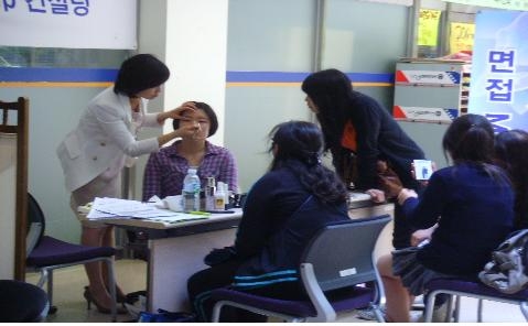 2011 군산대 잡페스티벌, 다양한 취업 프로그램 학생들 호평