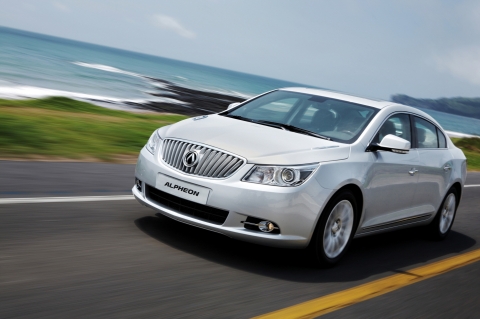 한국지엠 알페온, 여름철 무더위에 유용한 편의사양 앞세워 판매증대에 박차 가할 계획