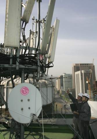 LG유플러스, 4G LTE망 구축 한창