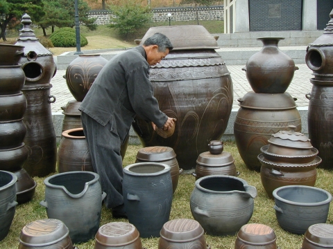 홍성군 갈산면에 위치한 갈산토기(대표 방춘웅)