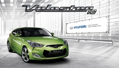 현대차는 20일부터 애플 앱스토어를 통해 고화질 모바일 레이싱 게임 ‘현대 벨로스터 HD’를 전세계 모바일 기기 사용자들에게 무료 배포한다고 밝혔다. 국내 자동차 업계 최초로 선보이는 이번 모바일 게임은 실사를 바탕으로 정교하게 제작돼 사용자가 실제 벨로스터를 타고 주행하는 듯한 기분을 만끽할 수 있는 것이 특징이다.