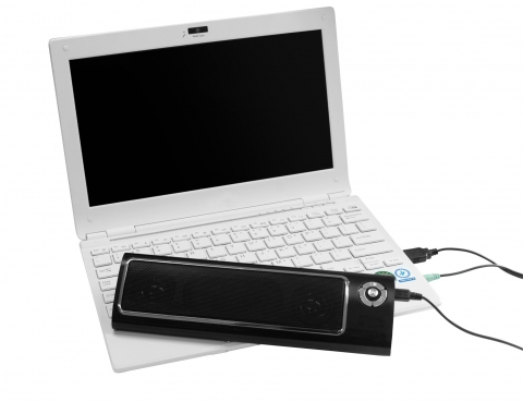노벨뷰 휴대용 MP3 스피커 NS-300과 노트북 연결 사진