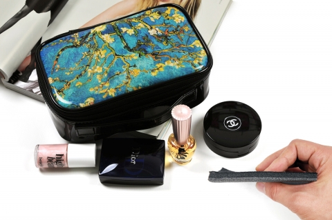 아트뮤, 여행용 충격방지 명화화장품 파우치 출시