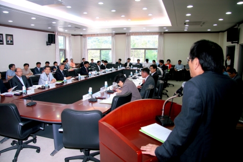 9일 충남농어업6차산업화센터(센터장 유할열) 개소를 기념하기 위한 "충남 농어업의 6차산업화 활성화 방안 모색 세미나"가 충남발전연구원에서 열리고 있다.