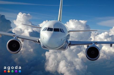 아고다, 캐세이 패시픽 항공사의 캐세이 홀리데이 주식회사와 제휴