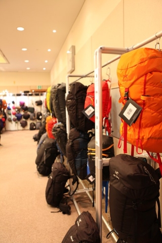 미리보는 2012년 아웃도어 트렌드…기능성 보강한 하이브리드 열풍분다