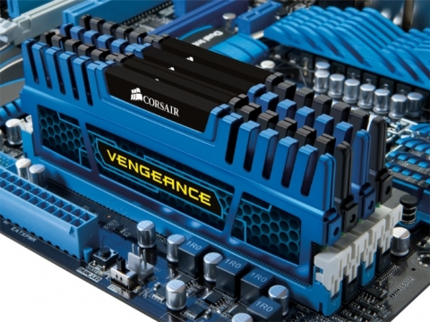 CORSAIR Vengeance Black & Blue 장착 사진