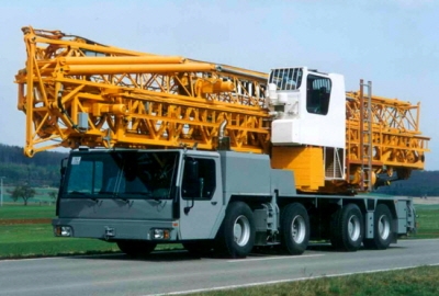 포유코리아, 보유기계 담보대출 실시