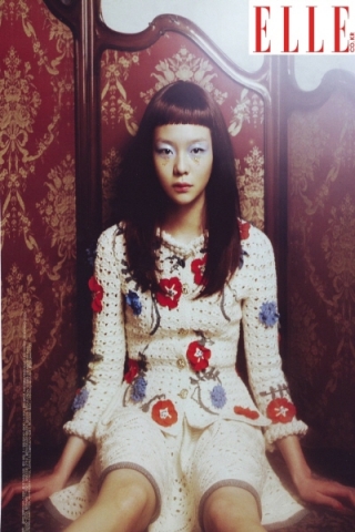 한국의 젬마워드 모델 ‘이솜’…천의 얼굴, 팔색조 매력으로 주목