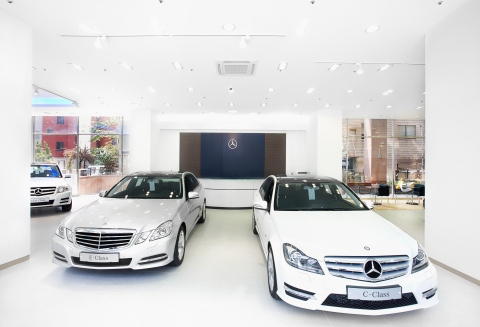 메르세데스-벤츠 동대문 전시장.