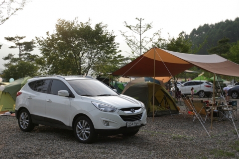 현대차는 9일부터 10일까지 이틀간 경기도 양평군에 위치한 솔뜰 오토캠핑장에서 현대차 RV 차종 동호회 회원들을 초청해 ‘오토캠핑 페스티벌’을 개최했다.