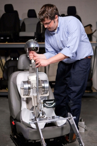 한국지엠, ‘쉐보레 말리부’인테리어 개발 기술 핵심인 ‘오스카’ 공개