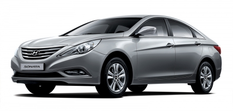 현대차, 쏘나타 2012년형 출시
현대자동차(회장 정몽구)가 차세대 엔진 탑재를 통해 성능을 획기적으로 향상시키고 내외관 디자인과 안전 및 편의 사양을 대폭 강화한 ‘2012년형